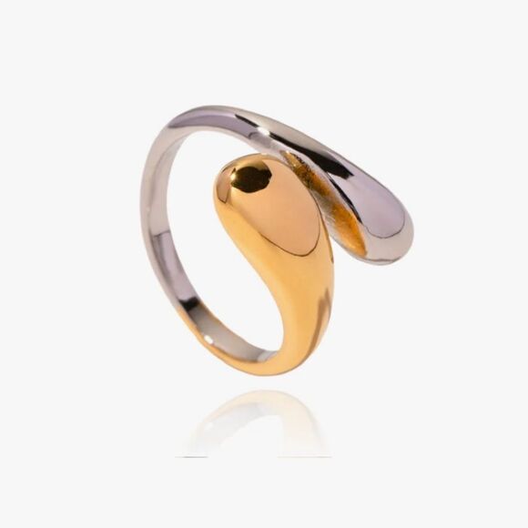 Samantha 18K Gold-Plated Adjustable Ring Retail $58.00 - Picture 1 of 9